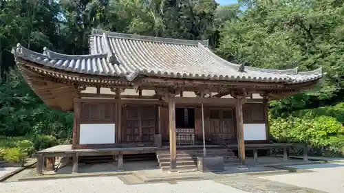 長保寺の本殿・本堂