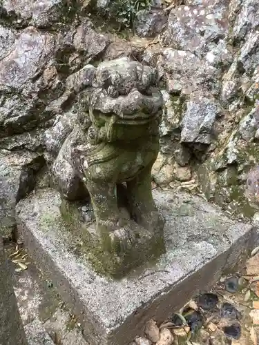 橿森神社の狛犬