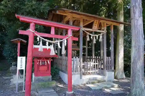 三光稲荷神社の鳥居