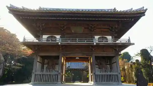 小川寺の山門