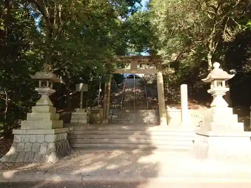 白山神社の鳥居