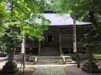 横蔵寺の本殿・本堂