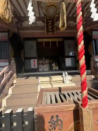 今戸神社の{uncategorized: "未分類", other: "その他", undefined: "問題あり", building: "その他建物", grave: "お墓", sacred_gate: "鳥居", guardian: "狛犬", statue: "像", buddha: "仏像", history: "歴史", nature: "自然", garden: "庭園", animal: "動物", pagoda: "塔", temizu: "手水舎", mountain_gate: "山門・神門", sanctuary: "本殿・本堂", subordinate: "末社・摂社", art: "芸術", scenery: "景色", jizo: "地蔵", ema: "絵馬", goshuin: "御朱印", omikuji: "おみくじ", items: "授与品その他", amulet: "お守り", goshuincho: "御朱印帳", eats: "食事", festival: "お祭り", votive_dance: "神楽", shichigosan: "七五三参", wedding: "結婚式", experience: "体験その他", initially: "初詣", around: "周辺", anti_infection: "感染症対策"}