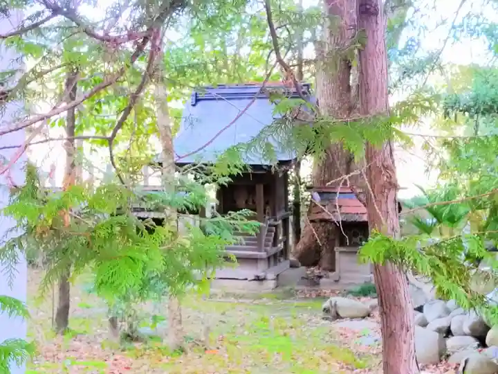 神明社(城屋敷神明社)の末社・摂社