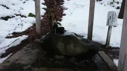 達沢不動滝の手水舎