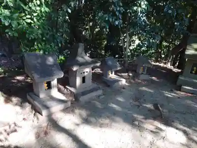進雄神社の末社・摂社