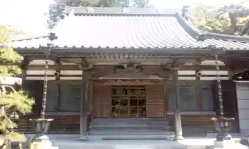 長光寺の本殿・本堂