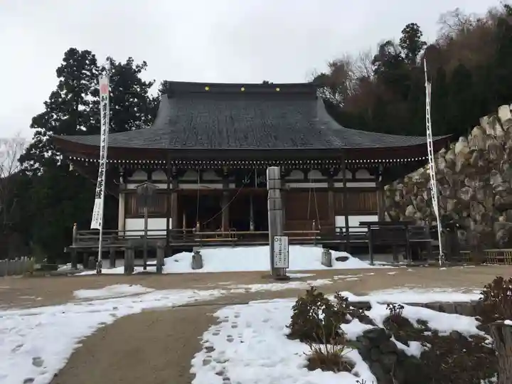 観音正寺の本殿・本堂