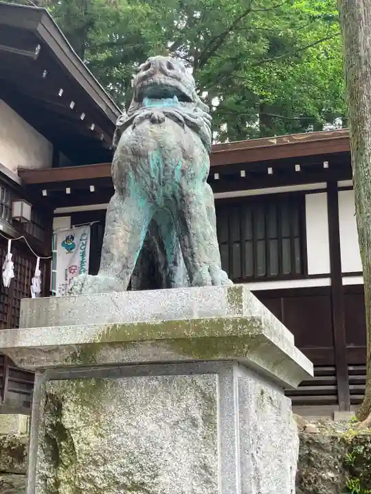 諏訪大社下社春宮(長野県)