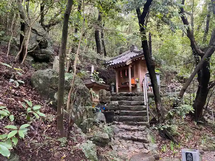 大日寺奥の院爪彫薬師(高知県)