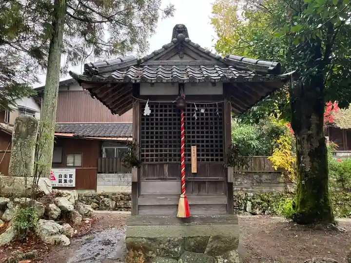 柏原八幡宮の末社・摂社