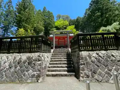 天河大辨財天社禊殿の{uncategorized: "未分類", other: "その他", undefined: "問題あり", building: "その他建物", grave: "お墓", sacred_gate: "鳥居", guardian: "狛犬", statue: "像", buddha: "仏像", history: "歴史", nature: "自然", garden: "庭園", animal: "動物", pagoda: "塔", temizu: "手水舎", mountain_gate: "山門・神門", sanctuary: "本殿・本堂", subordinate: "末社・摂社", art: "芸術", scenery: "景色", jizo: "地蔵", ema: "絵馬", goshuin: "御朱印", omikuji: "おみくじ", items: "授与品その他", amulet: "お守り", goshuincho: "御朱印帳", eats: "食事", festival: "お祭り", votive_dance: "神楽", shichigosan: "七五三参", wedding: "結婚式", experience: "体験その他", initially: "初詣", around: "周辺", anti_infection: "感染症対策"}