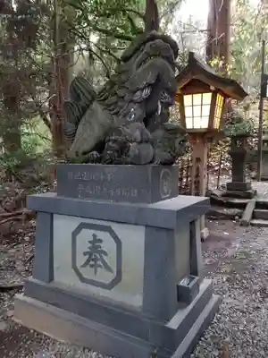 高千穂神社の狛犬