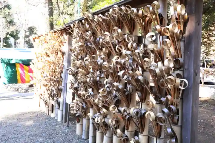 大國魂神社の{uncategorized: "未分類", other: "その他", undefined: "問題あり", building: "その他建物", grave: "お墓", sacred_gate: "鳥居", guardian: "狛犬", statue: "像", buddha: "仏像", history: "歴史", nature: "自然", garden: "庭園", animal: "動物", pagoda: "塔", temizu: "手水舎", mountain_gate: "山門・神門", sanctuary: "本殿・本堂", subordinate: "末社・摂社", art: "芸術", scenery: "景色", jizo: "地蔵", ema: "絵馬", goshuin: "御朱印", omikuji: "おみくじ", items: "授与品その他", amulet: "お守り", goshuincho: "御朱印帳", eats: "食事", festival: "お祭り", votive_dance: "神楽", shichigosan: "七五三参", wedding: "結婚式", experience: "体験その他", initially: "初詣", around: "周辺", anti_infection: "感染症対策"}