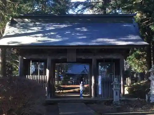 都々古別神社(馬場)の山門