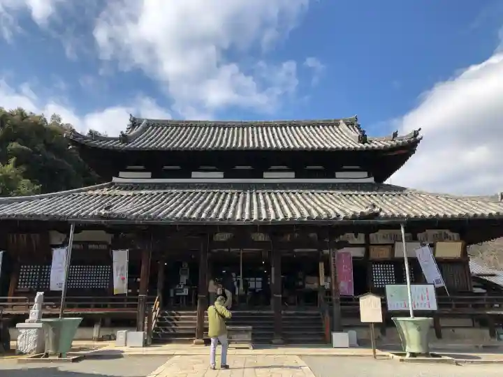 園城寺(三井寺)の{uncategorized: "未分類", other: "その他", undefined: "問題あり", building: "その他建物", grave: "お墓", sacred_gate: "鳥居", guardian: "狛犬", statue: "像", buddha: "仏像", history: "歴史", nature: "自然", garden: "庭園", animal: "動物", pagoda: "塔", temizu: "手水舎", mountain_gate: "山門・神門", sanctuary: "本殿・本堂", subordinate: "末社・摂社", art: "芸術", scenery: "景色", jizo: "地蔵", ema: "絵馬", goshuin: "御朱印", omikuji: "おみくじ", items: "授与品その他", amulet: "お守り", goshuincho: "御朱印帳", eats: "食事", festival: "お祭り", votive_dance: "神楽", shichigosan: "七五三参", wedding: "結婚式", experience: "体験その他", initially: "初詣", around: "周辺", anti_infection: "感染症対策"}