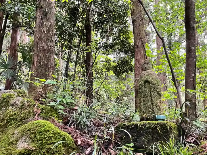 岩井堂(圓融寺境外観音堂)(埼玉県)