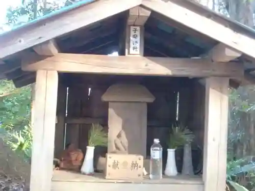 麻賀多神社奥宮の末社・摂社