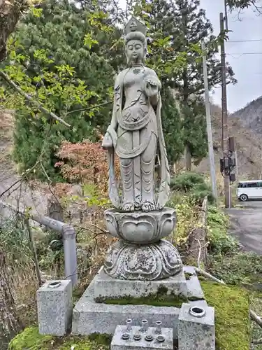 清津薬師堂(新潟県)