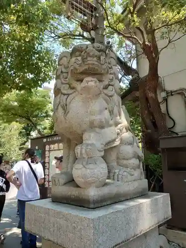 難波八阪神社の狛犬