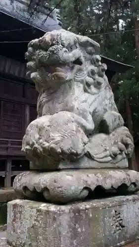 河口浅間神社の狛犬