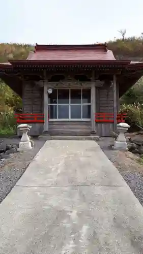 島古丹稲荷神社の本殿