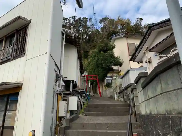 神社(名称不明)の周辺
