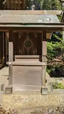 神明白山社相殿(杁下)の末社・摂社