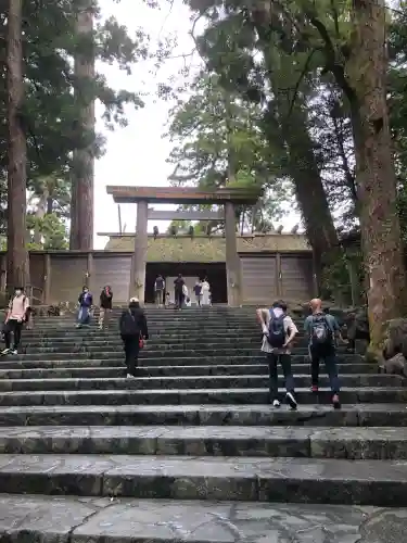 伊勢神宮内宮（皇大神宮）の{uncategorized: "未分類", other: "その他", undefined: "問題あり", building: "その他建物", grave: "お墓", sacred_gate: "鳥居", guardian: "狛犬", statue: "像", buddha: "仏像", history: "歴史", nature: "自然", garden: "庭園", animal: "動物", pagoda: "塔", temizu: "手水舎", mountain_gate: "山門・神門", sanctuary: "本殿・本堂", subordinate: "末社・摂社", art: "芸術", scenery: "景色", jizo: "地蔵", ema: "絵馬", goshuin: "御朱印", omikuji: "おみくじ", items: "授与品その他", amulet: "お守り", goshuincho: "御朱印帳", eats: "食事", festival: "お祭り", votive_dance: "神楽", shichigosan: "七五三参", wedding: "結婚式", experience: "体験その他", initially: "初詣", around: "周辺", anti_infection: "感染症対策"}