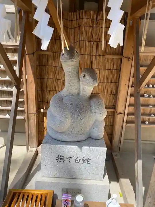 蛇窪神社の狛犬