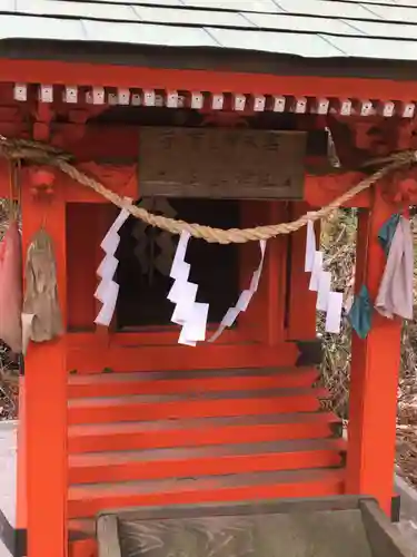 飽富神社の末社