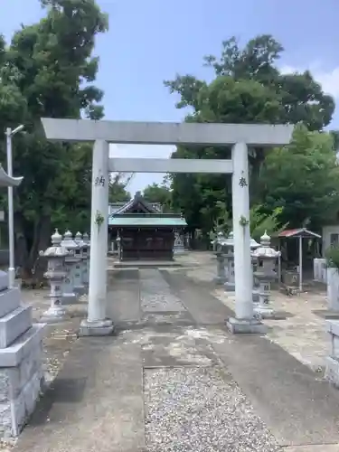 白山神社（松河戸町）の鳥居