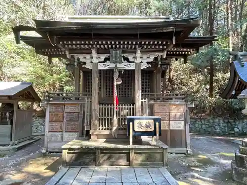 日吉神社の本殿・本堂