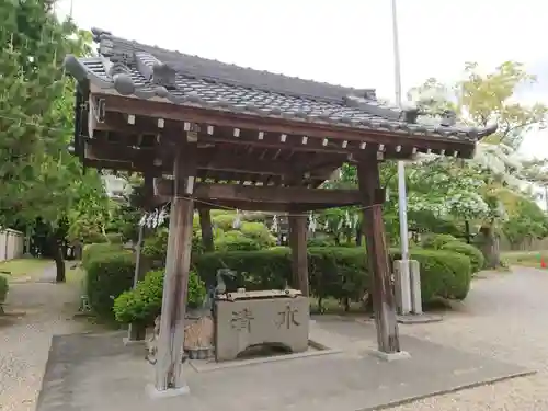 神明社（駒場神明社）の手水舎