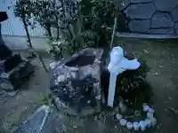 湯神社の手水舎