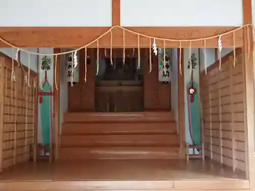 神明社の本殿・本堂