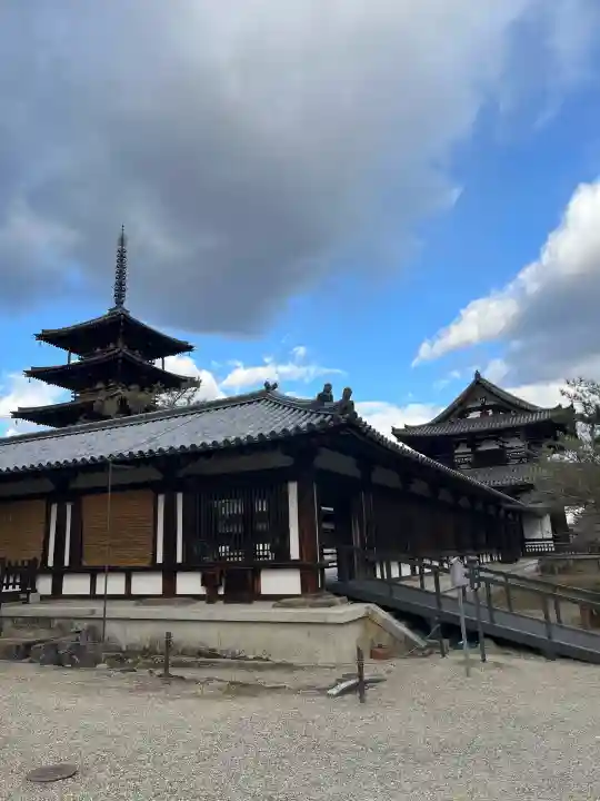 法隆寺の{uncategorized: "未分類", other: "その他", undefined: "問題あり", building: "その他建物", grave: "お墓", sacred_gate: "鳥居", guardian: "狛犬", statue: "像", buddha: "仏像", history: "歴史", nature: "自然", garden: "庭園", animal: "動物", pagoda: "塔", temizu: "手水舎", mountain_gate: "山門・神門", sanctuary: "本殿・本堂", subordinate: "末社・摂社", art: "芸術", scenery: "景色", jizo: "地蔵", ema: "絵馬", goshuin: "御朱印", omikuji: "おみくじ", items: "授与品その他", amulet: "お守り", goshuincho: "御朱印帳", eats: "食事", festival: "お祭り", votive_dance: "神楽", shichigosan: "七五三参", wedding: "結婚式", experience: "体験その他", initially: "初詣", around: "周辺", anti_infection: "感染症対策"}