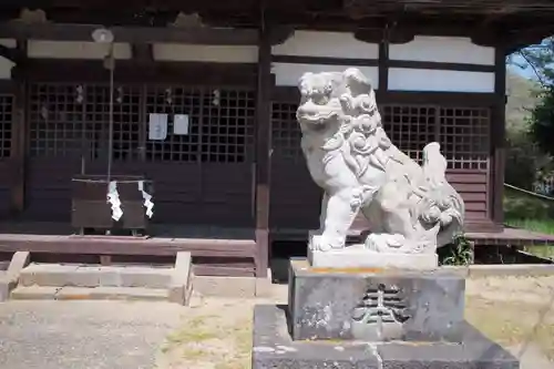 二宮神社の狛犬