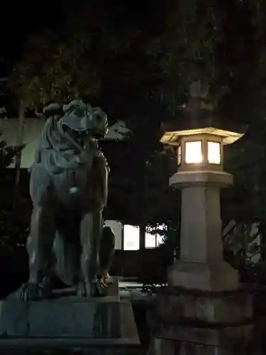 溝旗神社（肇國神社）の狛犬