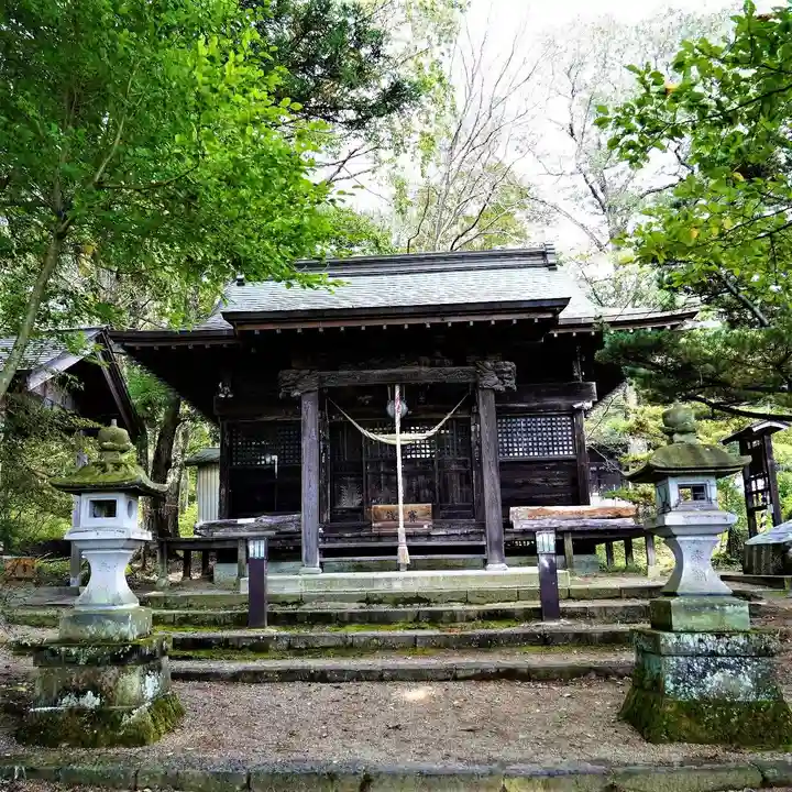 岳温泉神社 の本殿・本堂
