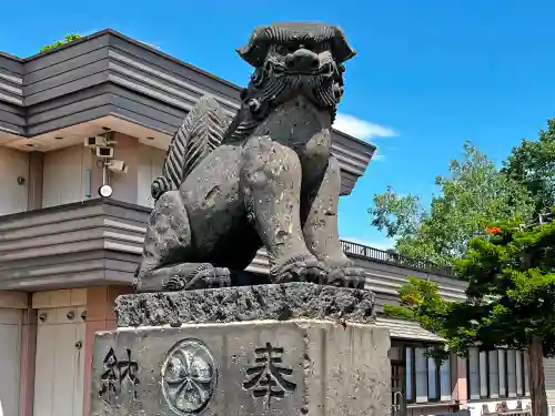 滝川神社の狛犬