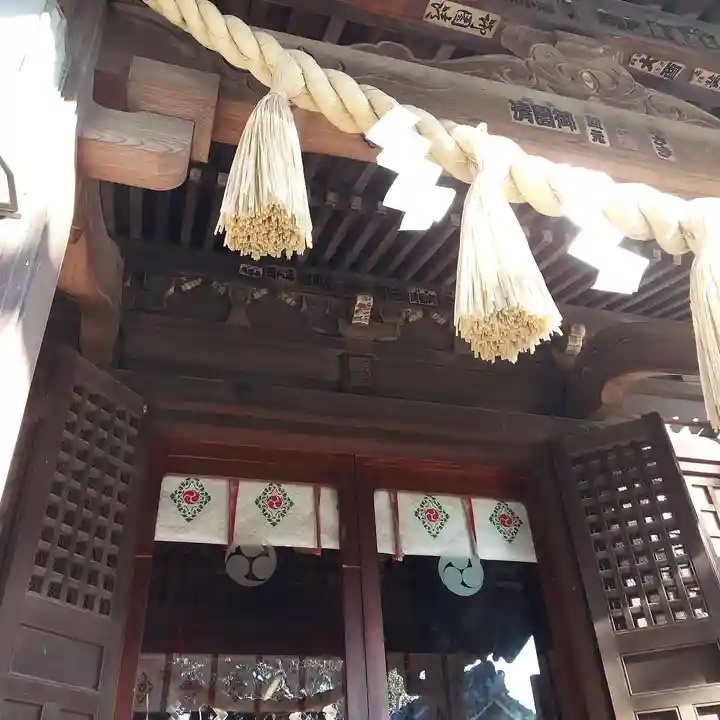 八幡神社の本殿・本堂