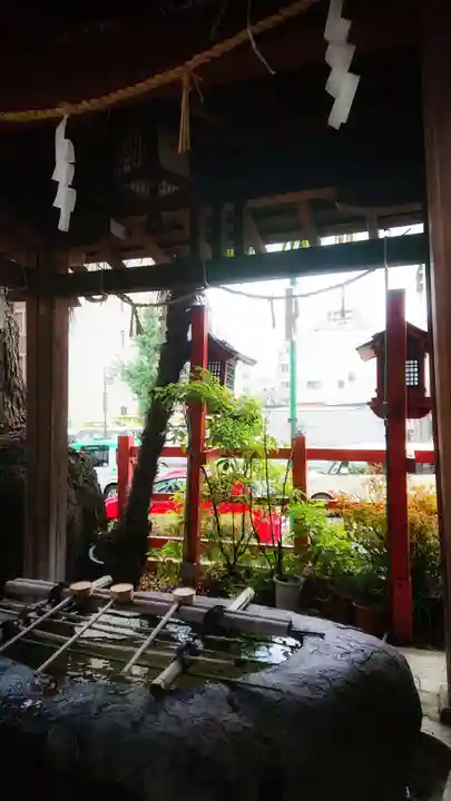 春日神社の手水舎