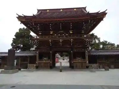 西新井大師総持寺の山門・神門