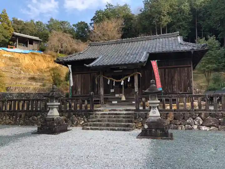 蜂前神社の本殿・本堂