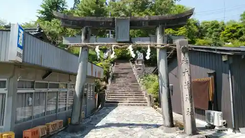 大津神社の鳥居