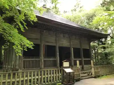 中尊寺の山門・神門