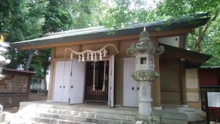 前原御嶽神社の本殿・本堂