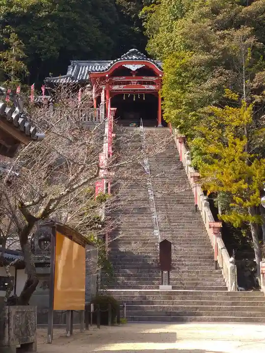 瑜伽山蓮台寺の末社・摂社