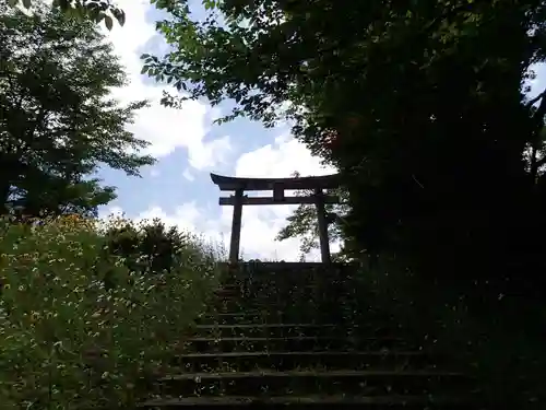 長岡神社・八幡神社・天御布須麻神社の建物その他